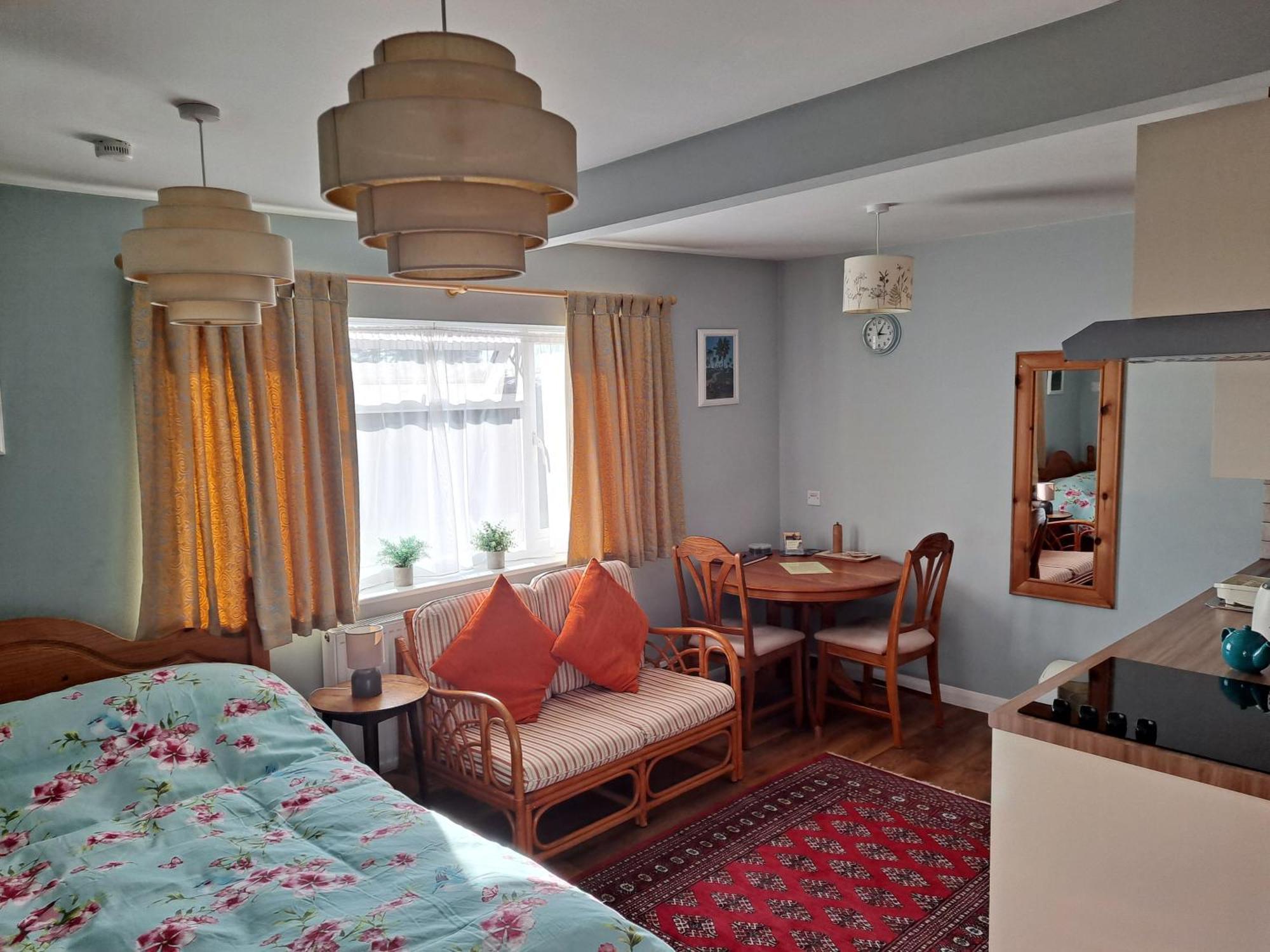 Cheltenham Studio Apartment Dış mekan fotoğraf
